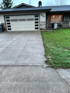 Garage driveway without moss